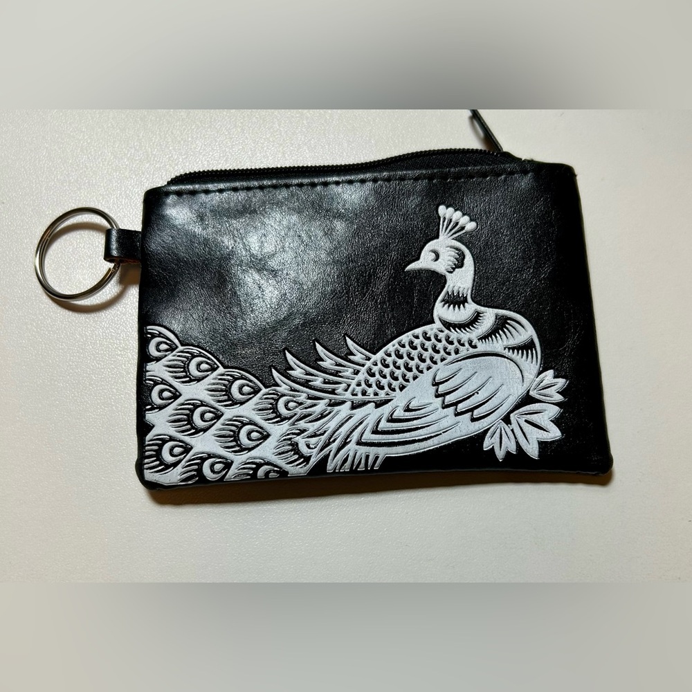 ✅Lavishy Black and White Peacock Keychain Wallet